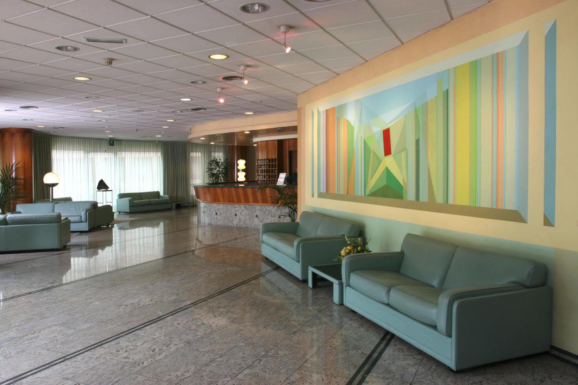 Arte Hotel Pérouse Intérieur photo