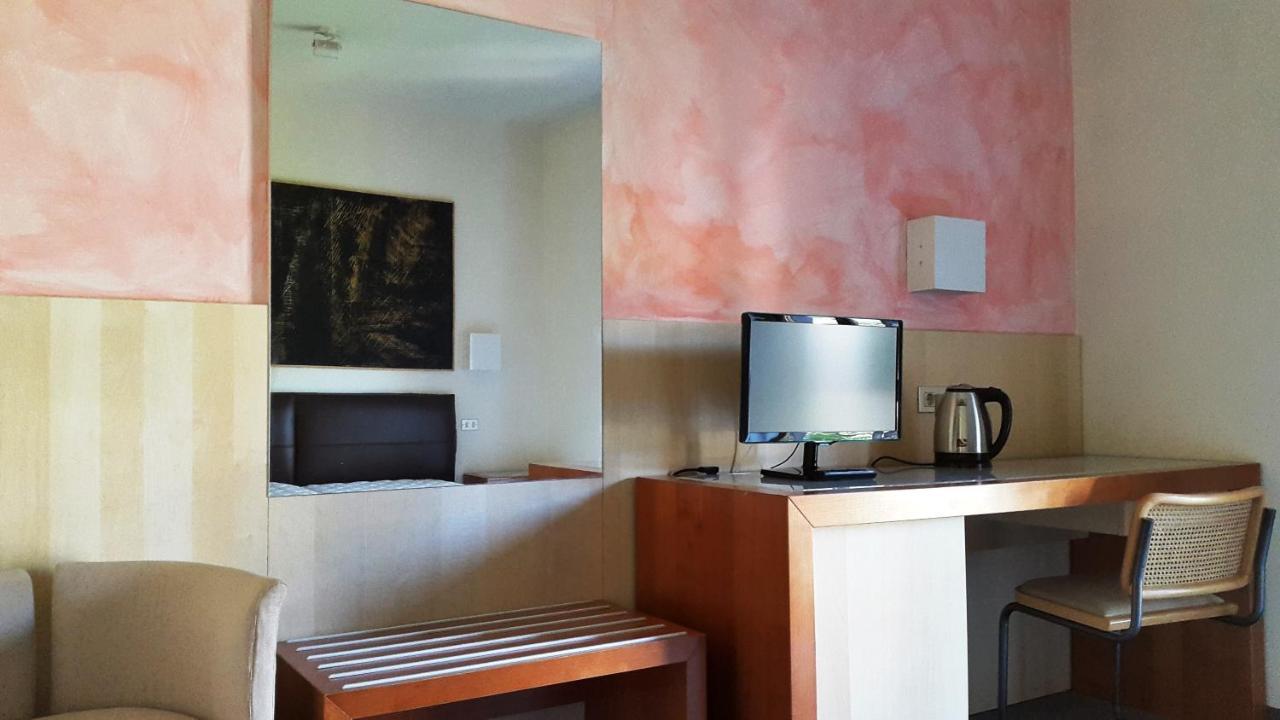 Arte Hotel Pérouse Extérieur photo